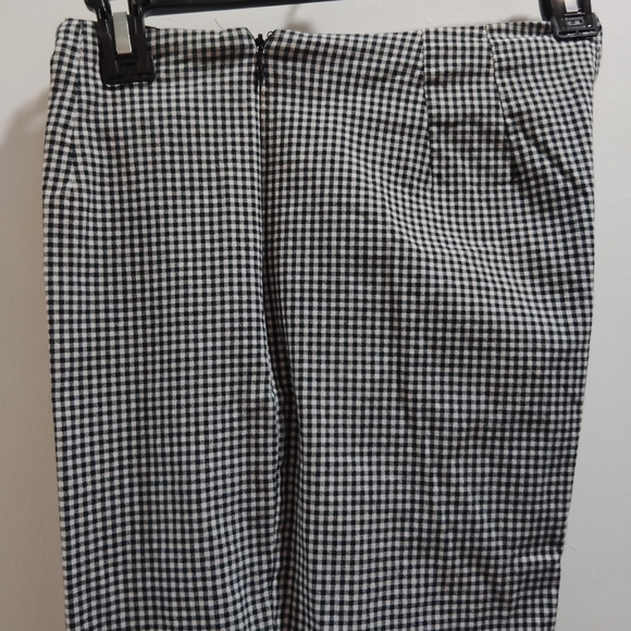 Croft & Barrow Women's Checkered Stretch Dress Pants - Picture 3 of 5
